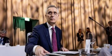 La OTAN abierta a un «posible fracaso» de la diplomacia con Rusia en la crisis de Ucrania