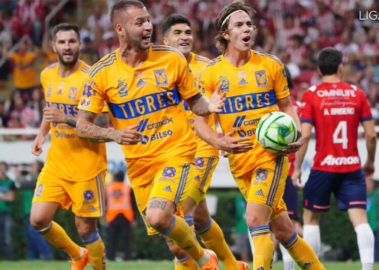Jugador de Tigres se burla de la afición de Chivas tras ganar el título de Liga MX
