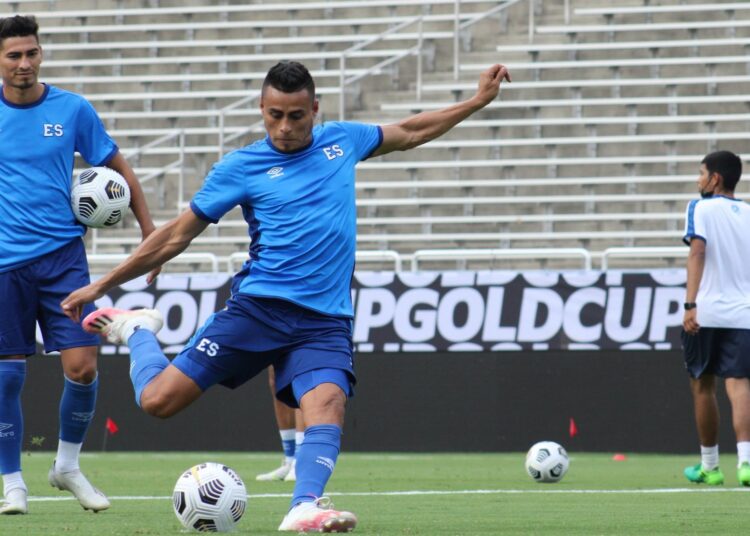 Darwin Cerén: “Me revienta cómo me sacaron de la selección, el profe nunca me explicó por qué”