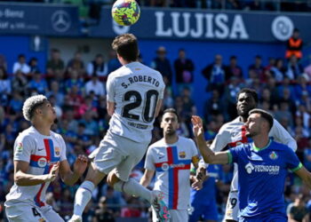 Barça inicia la defensa de su título en la liga española