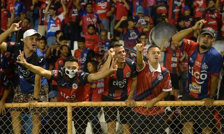 FAS se arrepiente y reduce el precio del boleto de Sol General para Copa Centroamericana