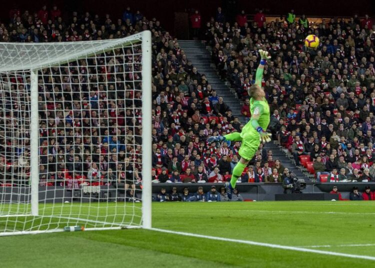 Ter Stegen renueva con el Barcelona hasta 2028