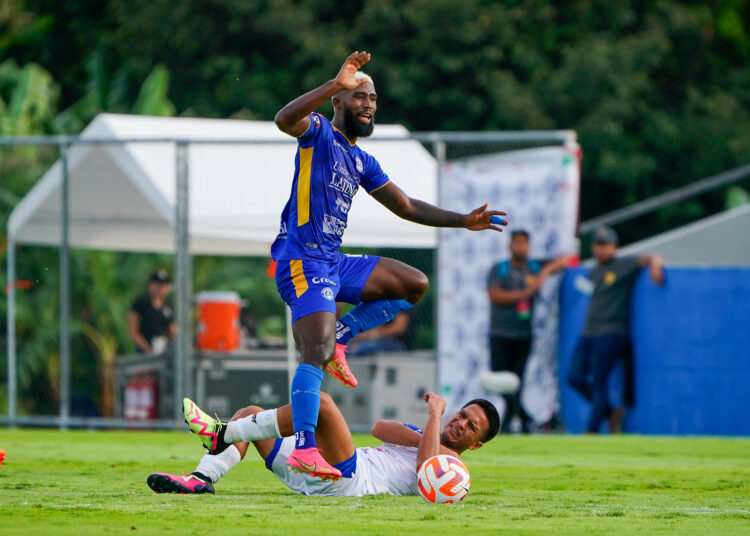 Universitario de Panamá remonta y trunca histórica victoria de Jocoro en Copa Centroamericana