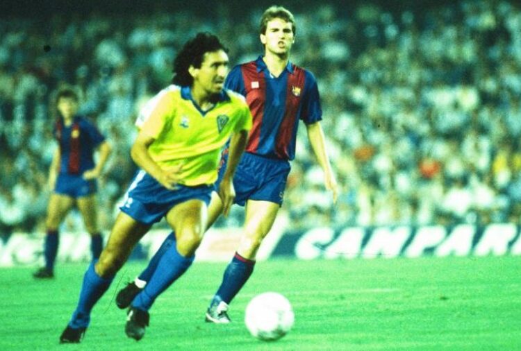 Revelan portada de periódico español de 1984 con Jorge “Mágico” González como protagonista