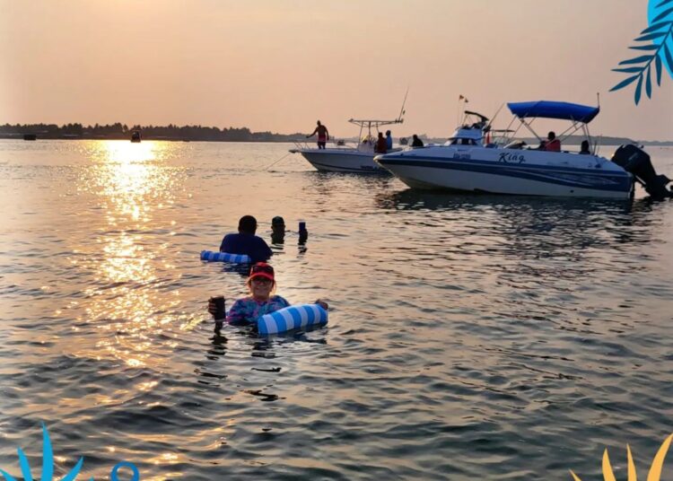 ¡Celebra el día de la independencia junto a Tetos Tour por tu reserva de yate, velero o lancha recibes 1 hora gratis y 50% de descuento!