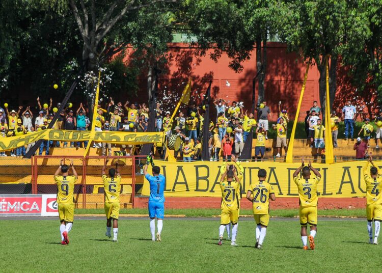 11 Deportivo busca mantener el liderato ante Jocoro