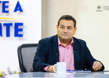 El Ministro Rolando Castro, se reunió con trabajadores de delivery con el objetivo de garantizar sus derechos laborales