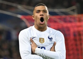 Mbappé guía la victoria y clasificación de Francia a la Euro 2024