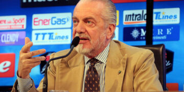 Presidente de Nápoles tras lesión de Neymar: «Los jugadores de 32 años no deberían jugar en selecciones»