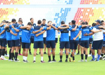 Narciso Orellana, Bryan Tamacas y Amando Moreno vuelven a estar disponibles en la Azul