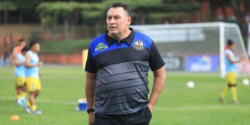 Técnico de Once Deportivo: “No daré más oportunidades, hay jugadores salvadoreños que no quieren crecer”