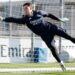 Portero del Real Madrid estaría al menos un mes de baja por lesión