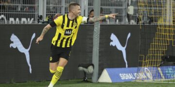 Dortmund  avanza a octavos de la Copa alemana