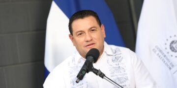 El Ministro de Trabajo, Rolando Castro, anuncia convocatoria laboral en Santa Ana