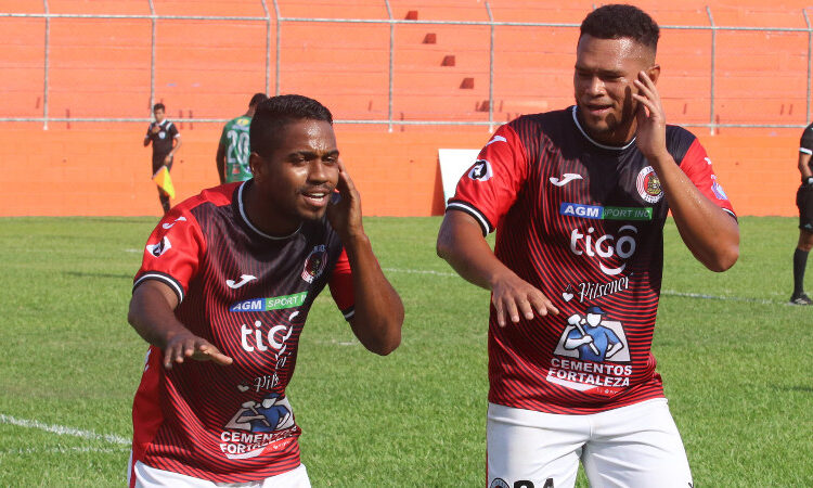 FAS podría jugar un partido amistoso ante el Cádiz en abril del próximo año