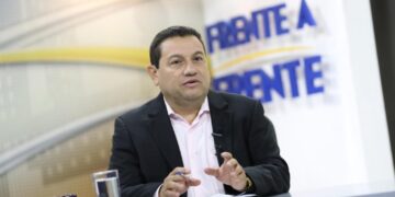 «Nuestra gira en Canadá construye esperanza de poder cambiar la vida a muchas familias de El Salvador» Rolando Castro