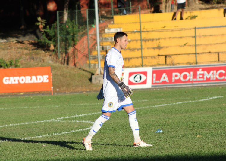 Limeño nuevo líder, FAS ya es segundo del Clausura