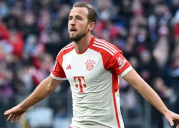 Bayern Múnich golea al Hoffenheim y se acerca al liderato de la Bundesliga