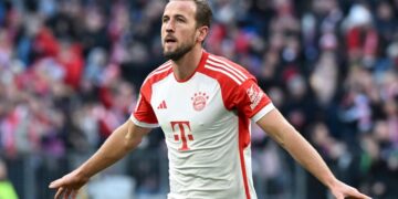 Bayern Múnich golea al Hoffenheim y se acerca al liderato de la Bundesliga