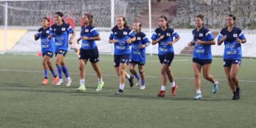 Selección femenina de El Salvador realizó su último entreno previo a viajar a Copa Oro