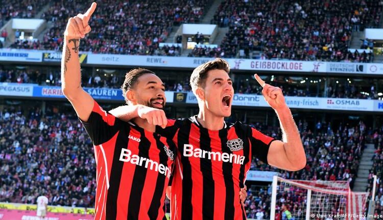 Leverkusen mantiene su histórico invicto tras agónico empate en la Europa League