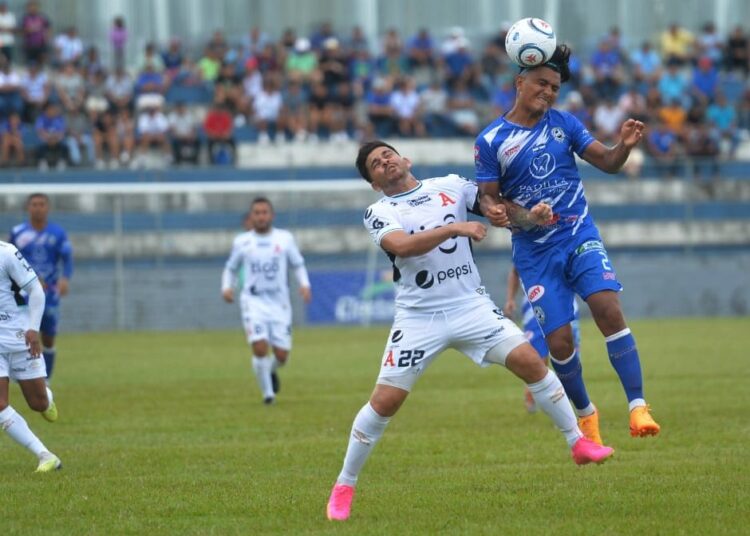 Fuerte San Francisco venció a los albos del Alianza