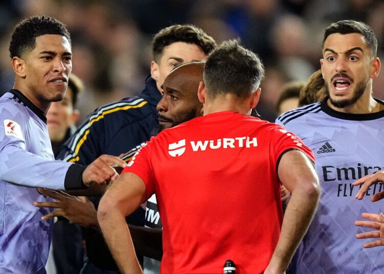 Esta es la cantidad de partidos de suspensión que impondrán Bellingham por expulsión ante Valencia