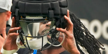 La NFL presenta nuevos cascos que elevan el nivel de seguridad de los jugadores