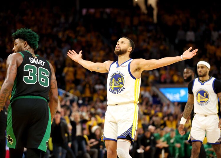 Los Warriors de Curry eliminados en repesca a playoffs