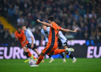 El Inter remonta ante Udinese y queda un paso más cerca del título