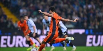 El Inter remonta ante Udinese y queda un paso más cerca del título