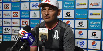 Zarco Rodríguez: “A William Canales lo lesionó Alex Larín y de eso no se habla”