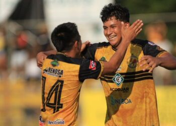 Platense vence 2-0 a Santa Tecla