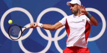 Novak Djokovic derrota a Rafael Nadal y da un paso más al oro olímpico