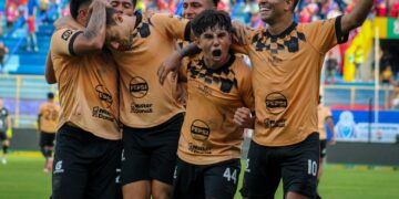 Águila busca un boleto a la siguiente fase de Copa Centroamericana ante Olimpia