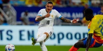 Uruguay con Darwin Núñez y caras nuevas para enfrentar a Perú y Ecuador